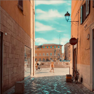 Location de voiture et utilitaire pas chère à Fano